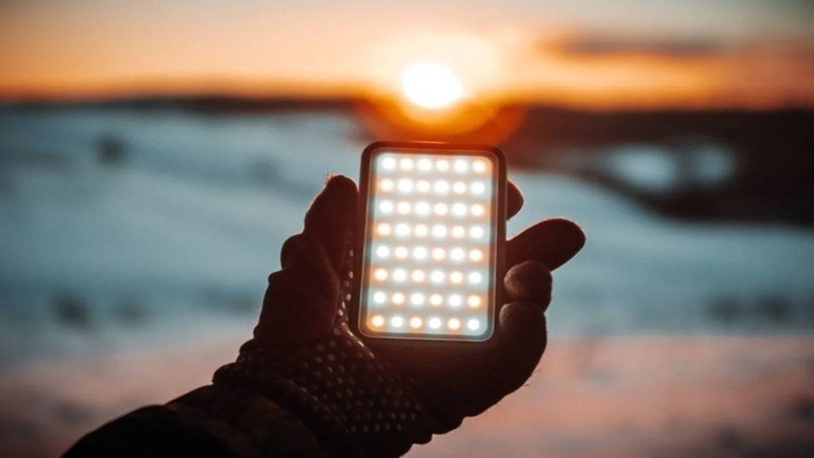 100 led solar light
