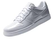Nike Men's White Casual Sneakers – Classic Low-Top Sports Shoes